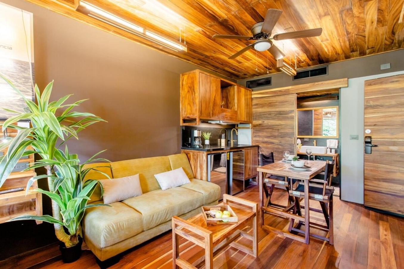 38th St, Beautiful In Playa Steps To Apartamento Playa del Carmen
